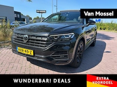 Volkswagen Touareg - Elegance 3.0 TSi eHybrid 4MOTION 381 PK| V6 | Panoramadak | Trekhaak | LEDER Interieur | L