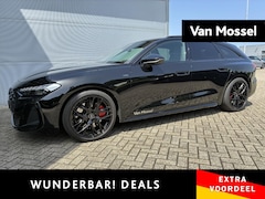 Audi A5 Avant - 2.0 e-hybrid quattro S edition Navigatie | Trekhaak | 20" Lm Velgen | Achteruitrij Camera
