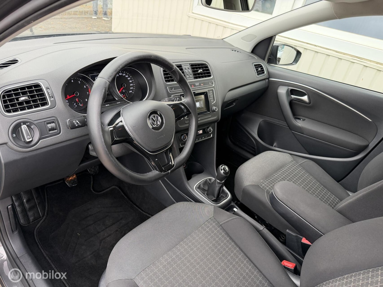 Volkswagen Polo - 1.0 TSI Highline PDC Clima Stoelverwarming - AutoWereld.nl