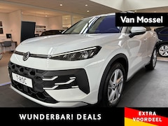 Volkswagen T-Roc - 1.5 eTsi Life First Edition | Automaat | Adaptive cruise control | Stoelverwarming | Stuur