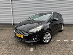 Ford S-Max - 1.5 Titanium 7p. Airco, Stoelverwarming, Parksensoren, afn.trekhaak,