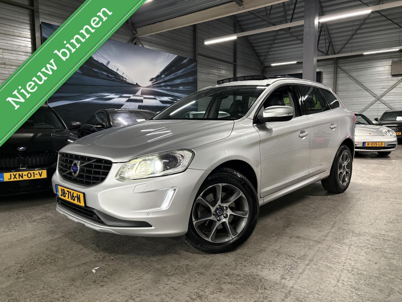 Volvo XC60 - 2.0 T5 Ocean Race 245PK|Trekhaak|Leder|Pano|Cruise| - AutoWereld.nl