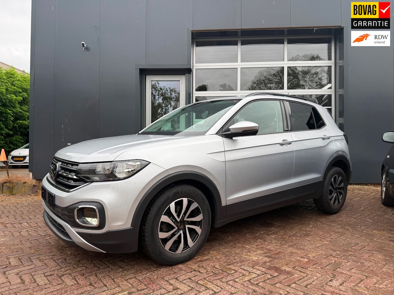 Volkswagen T-Cross - 1.0 TSI Active | ACC | Trekhaak | Navigatie | All in prijs - AutoWereld.nl