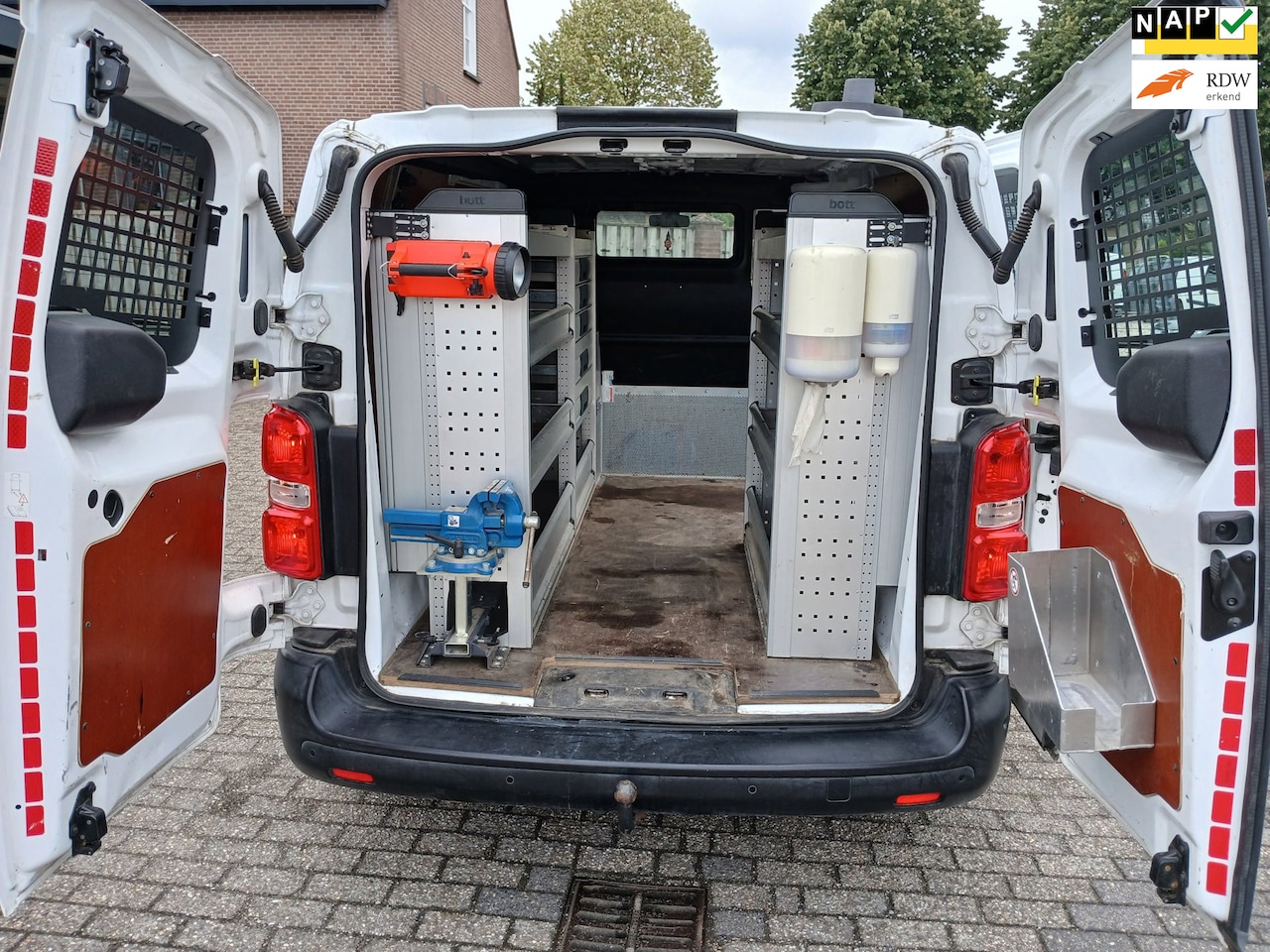 Citroën Jumpy - 1.5 BlueHDI 100 M Club 1.5 BlueHDI 100 M Club - AutoWereld.nl