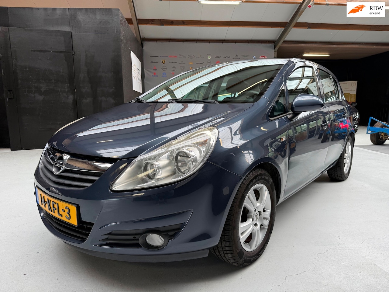 Opel Corsa - 1.4-16V Enjoy 1.4-16V Enjoy - AutoWereld.nl