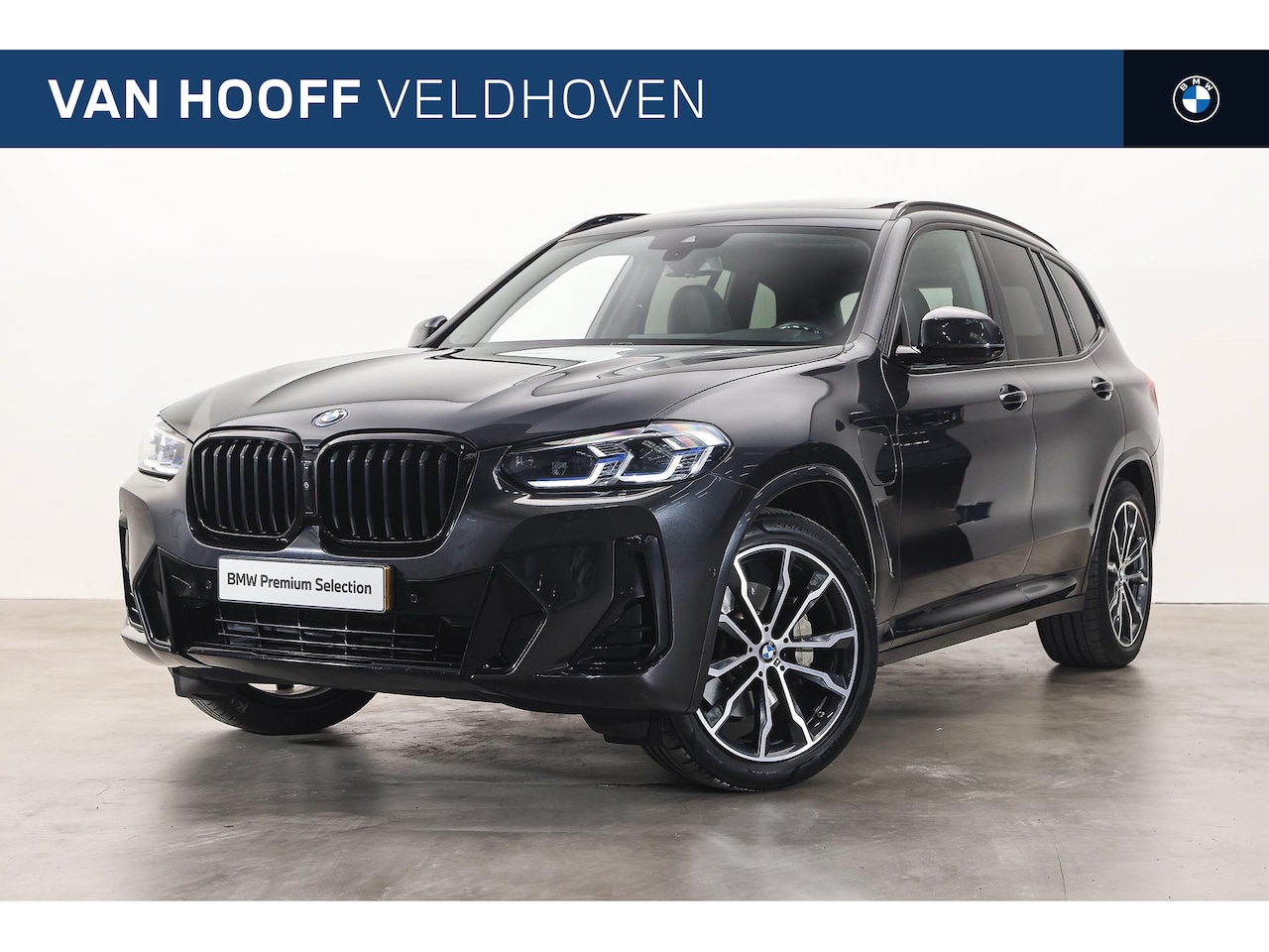 BMW X3 - xDrive30e High Executive M Sport Automaat / Panoramadak / Trekhaak / Sportstoelen / Laserl - AutoWereld.nl