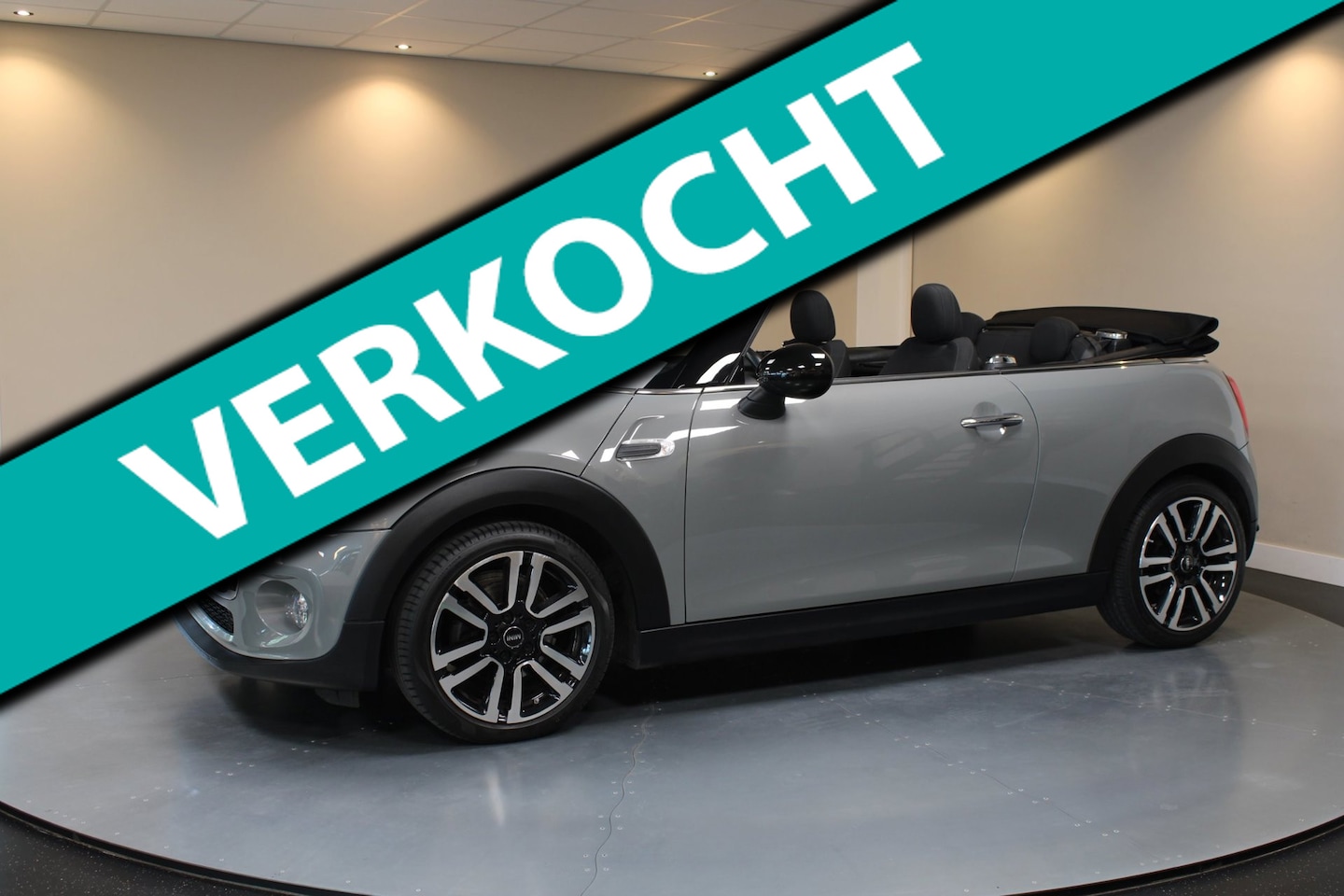 MINI Cabrio - Mini 1.5 Cooper Salt *Automaat* Carplay|Stoelverw.|Union-Jack|Navi|Cruise|PDC|Sfeerverlich - AutoWereld.nl