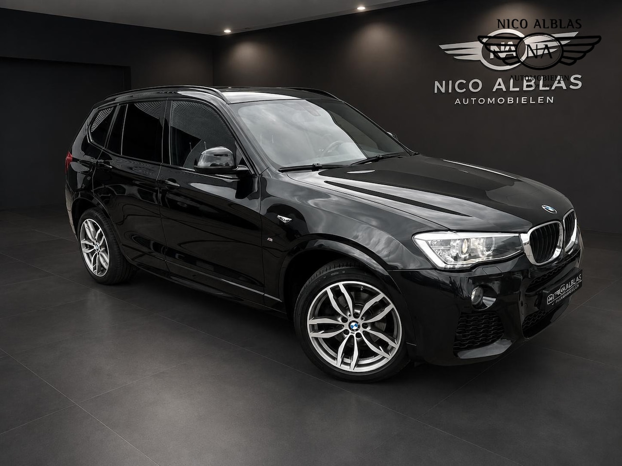 BMW X3 - xDrive20i High Exe/M-Sport/leder /Pano/Navi - AutoWereld.nl