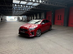 Kia ProCeed - 1.4 T-GDI GT-Line Panoramadak, stuurverwarming, Apple Carplay