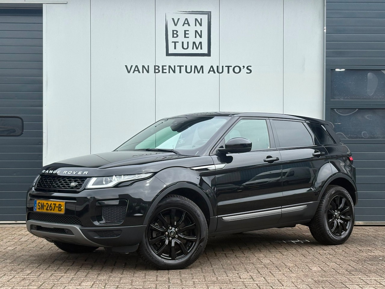 Land Rover Range Rover Evoque - 2.0TD4 150pk Autom. 4WD Urban Pano Leder - AutoWereld.nl