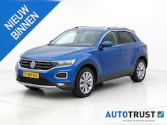 Volkswagen T-Roc - 1.5 TSI Sport ADAP CRUISE STOELVERW CARPLAY