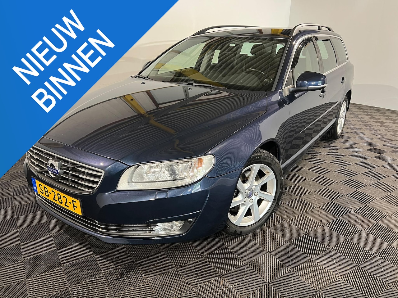 Volvo V70 - 2.0 D3 Summum 2.0 D3 Summum - AutoWereld.nl