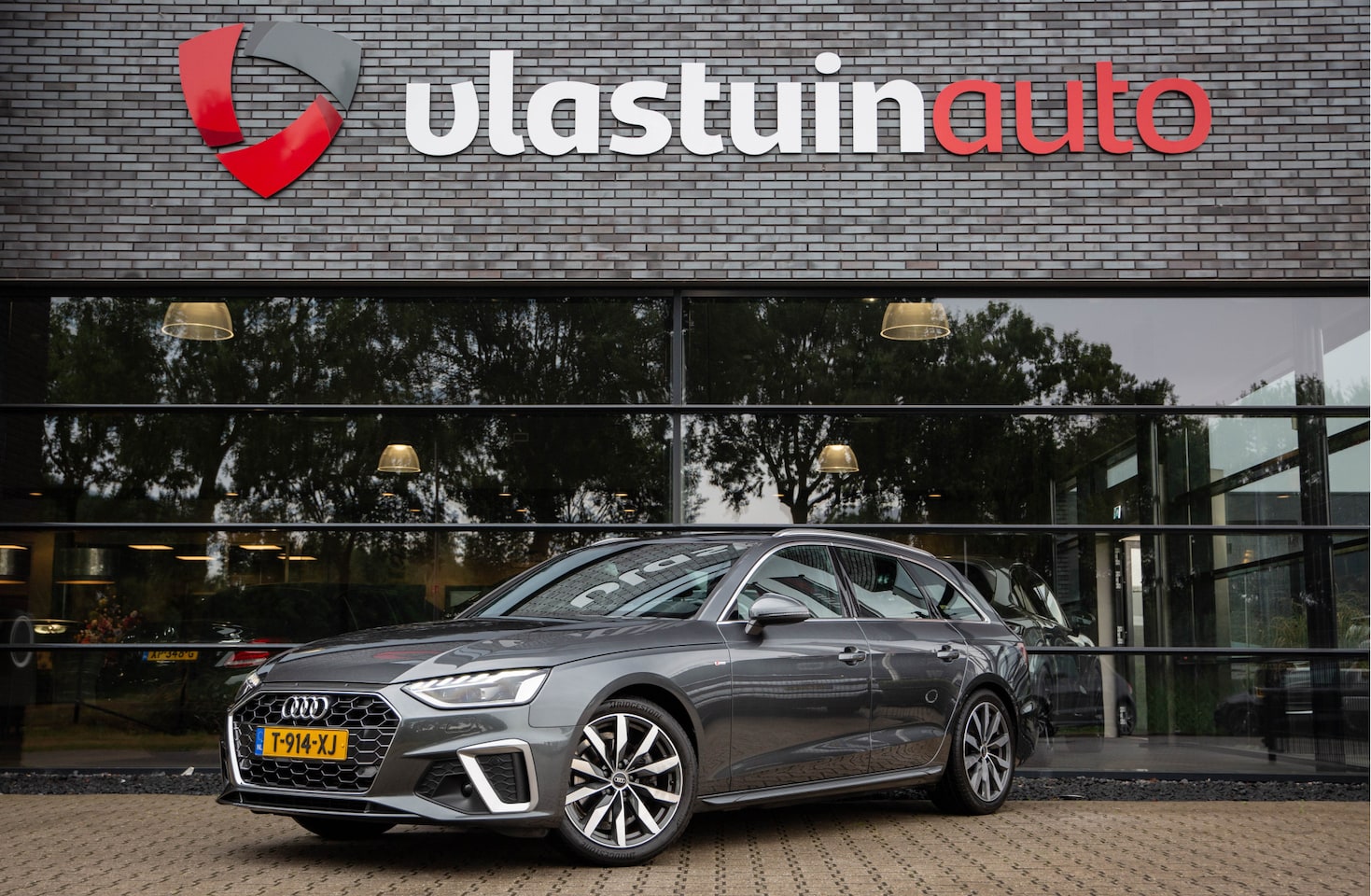 Audi A4 Avant - 35 TFSI S edition 35 TFSI S edition , Trekhaak, Bang&Olufsen, Cruise control, Audi Drive Select, - AutoWereld.nl