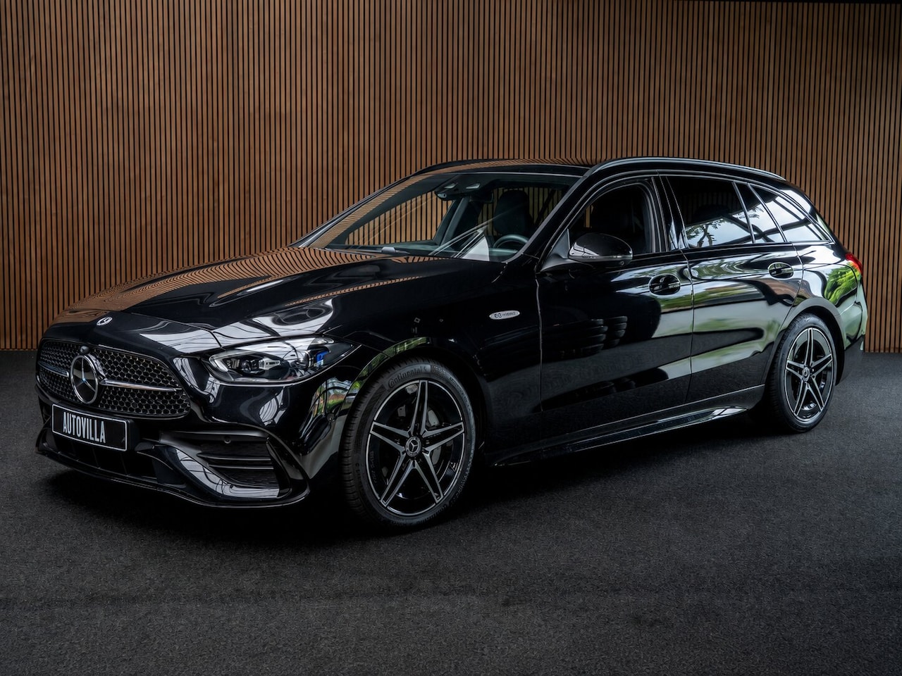 Mercedes-Benz C-klasse Estate - 300e AMG Line Panodak Leer 360° Memory seats Navi LED Nightpack PTS Ambient Elekt. achterk - AutoWereld.nl