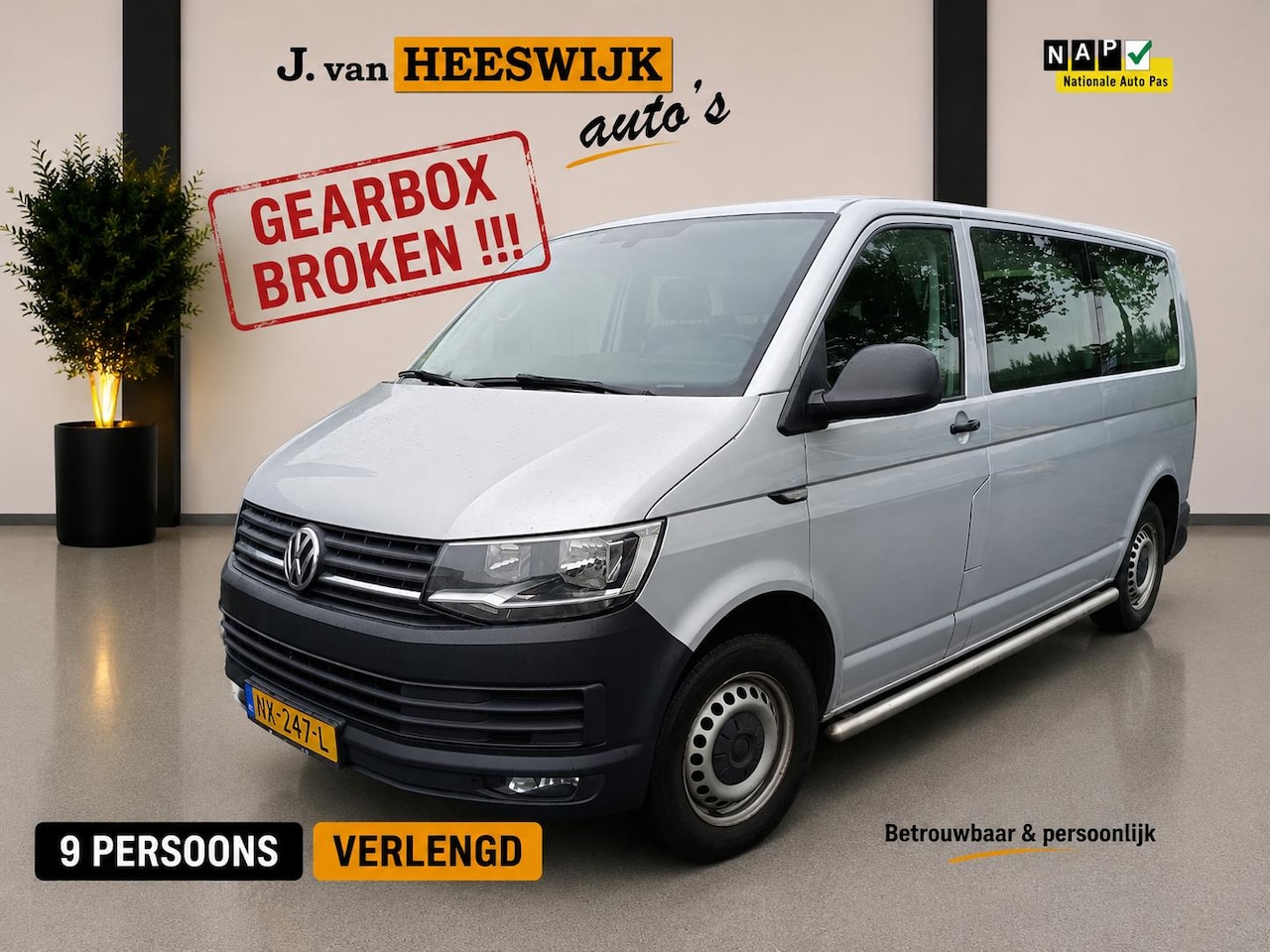 Volkswagen Transporter Kombi - 2.0 TDI L2H2 Highline € 14835.- Excl. BTW / BPM Vrij | AIRCO | CAMERA | NAVI | CV OP AFSTA - AutoWereld.nl