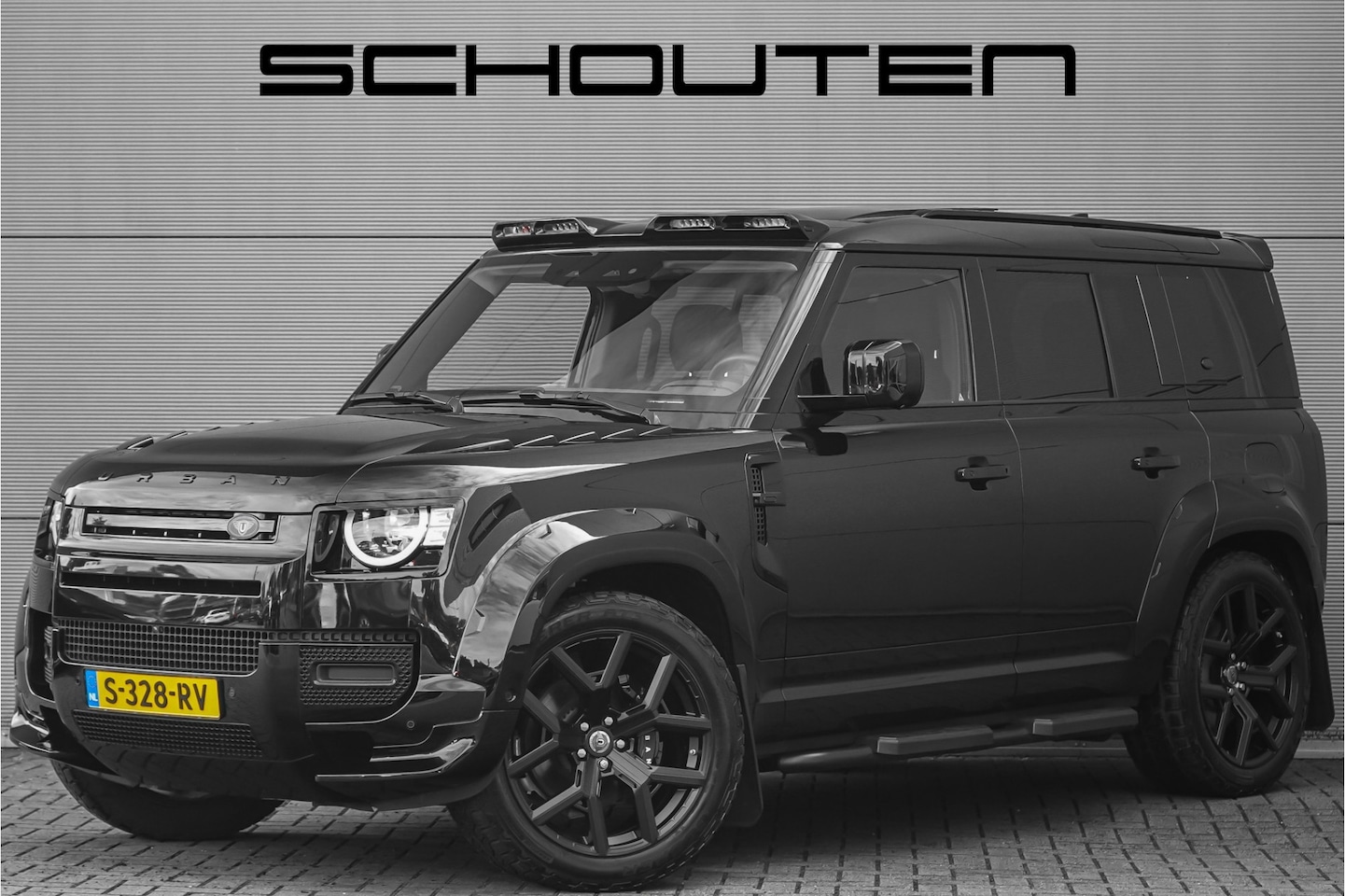 Land Rover Defender 110 - 2.0 P400e URBAN Widetrack Pano Luchtv ACC Trekhaak 22" - AutoWereld.nl