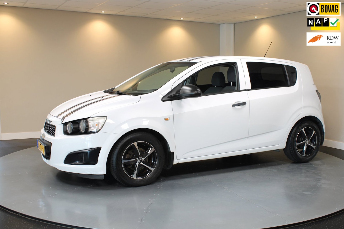 Chevrolet Aveo - 1.2 LS *Airco* Cruise|5 Deurs|Isofix|NAP|APK 2027! - AutoWereld.nl