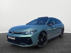 Volkswagen Passat Variant - 1.5 eHybrid R-Line Business | 272Pk | Trekhaak | Pano | 5J garantie | Blackstyle Plus | Ha