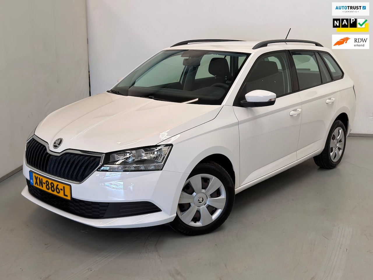 Skoda Fabia Combi - 1.0 Active / NL-auto / Cruise / Airco - AutoWereld.nl