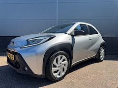 Toyota Aygo X - 1.0 VVT-i MT first