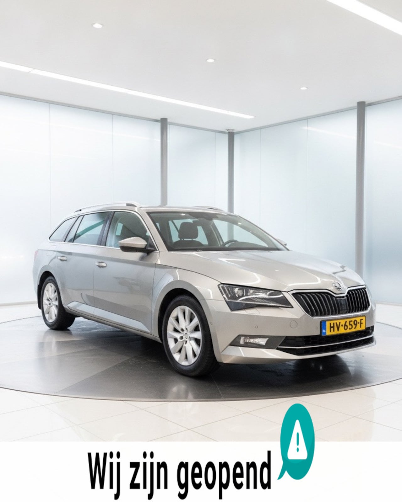 Skoda Superb Combi - 1.4 TSI ACT Style Business 1.4 TSI ACT Style Business - AutoWereld.nl