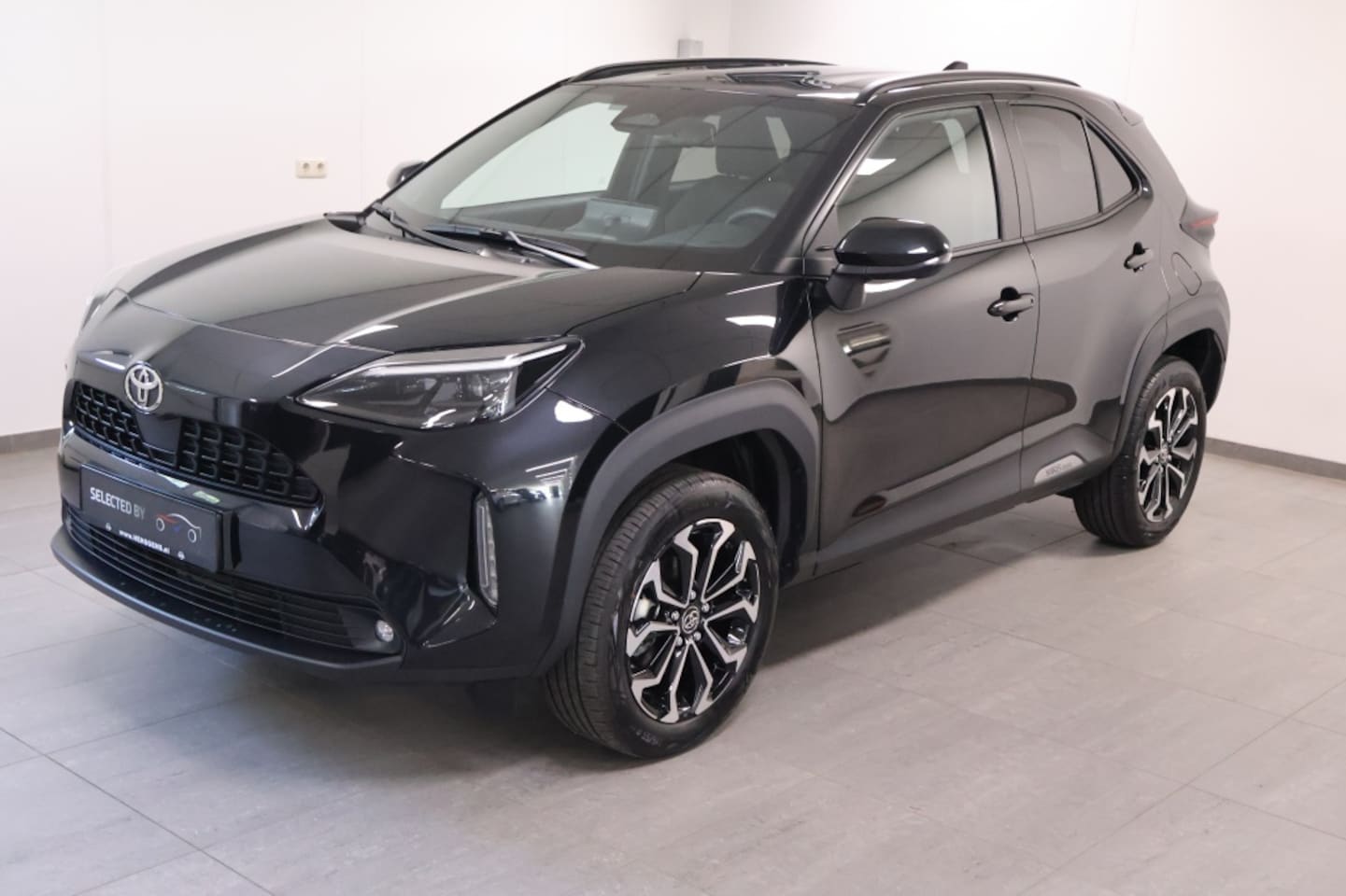 Toyota Yaris Cross - 1.5 Hybride 115 Dynamic | Winterpack - AutoWereld.nl