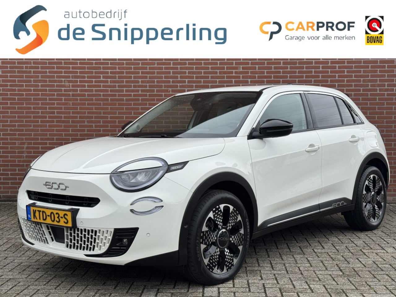 Fiat 600 - 1.2 Hybrid La Prima NAV ADAP-CRUISE CAMERA STOELVW CARPLAY LMV - AutoWereld.nl