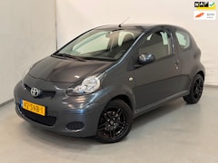 Toyota Aygo - 1.0-12V Comfort Navigator / Automaat / Airco