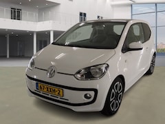 Volkswagen Up! - 1.0 High Up | PANODAK | AIRCO | NAVI | NL AUTO