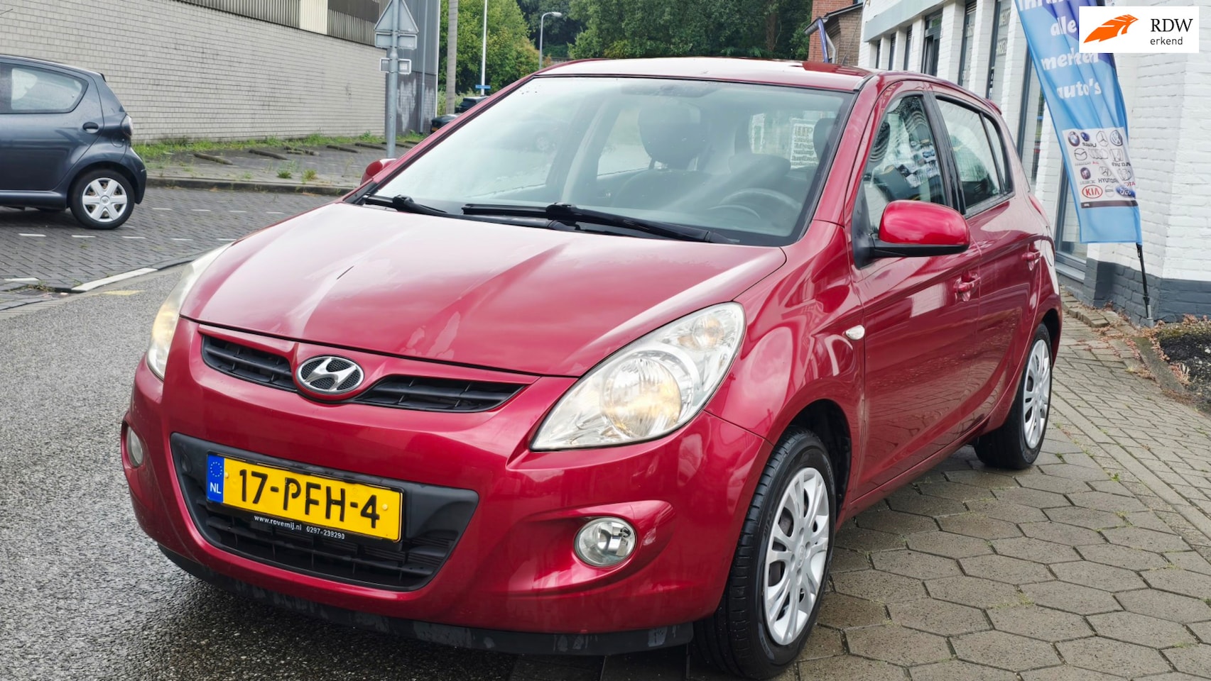 Hyundai i20 - 1.2i i-Motion*dealer onderhoud*nap*apk*airco ijs*rijd rem schakel goed*inruil mog!!! - AutoWereld.nl
