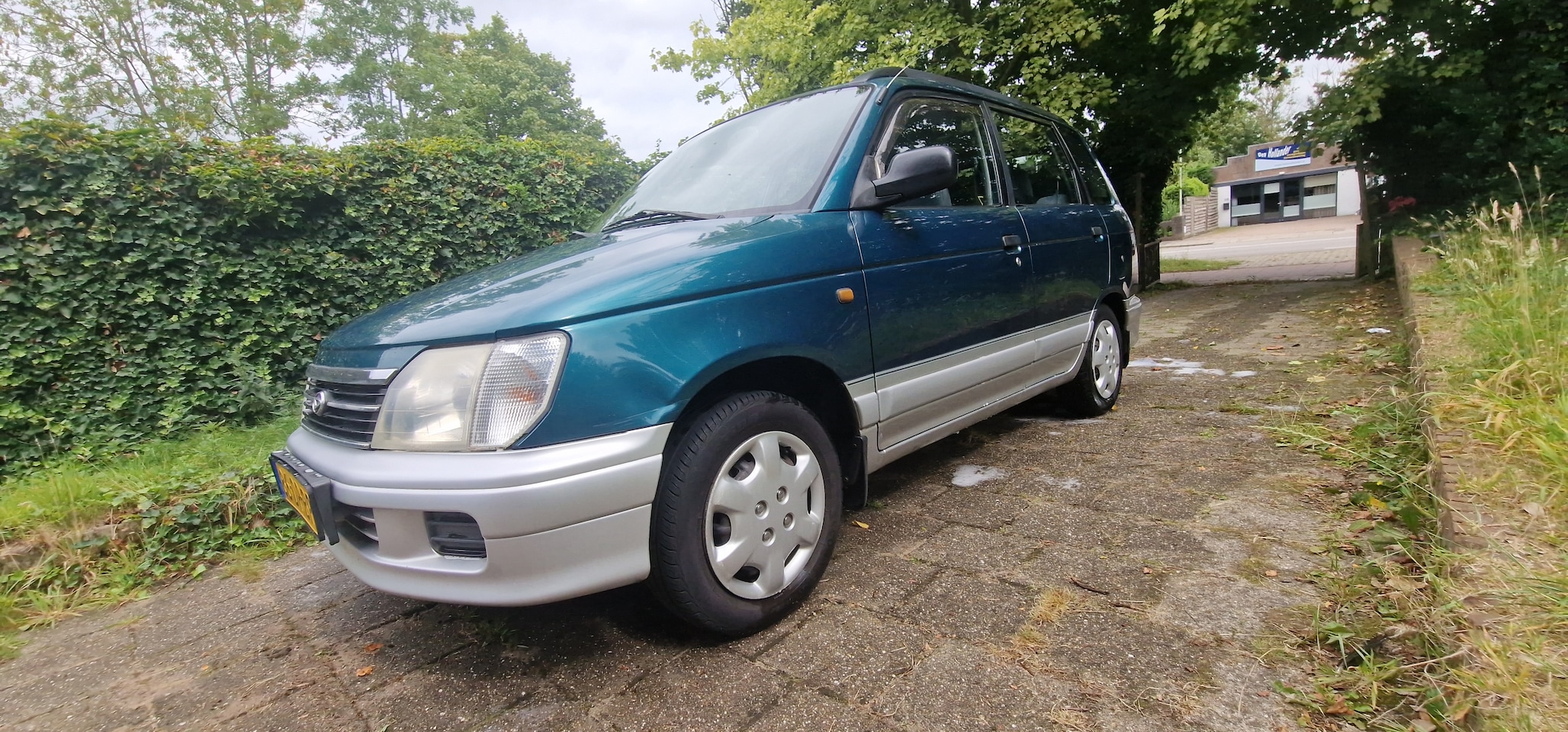 Daihatsu Gran Move - 1.6i-16V CX - AutoWereld.nl