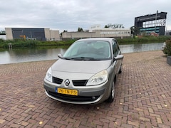 Renault Scénic - 1.6-16V Business Line