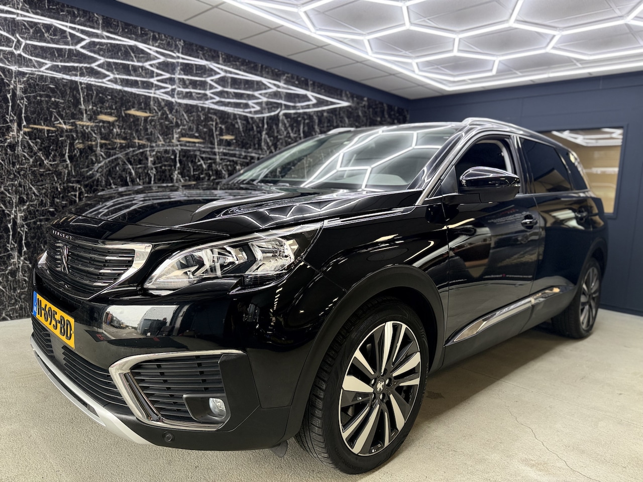 Peugeot 5008 - 1.2 PureTech Allure Avantage 1.2 PureTech Allure Avantage - AutoWereld.nl