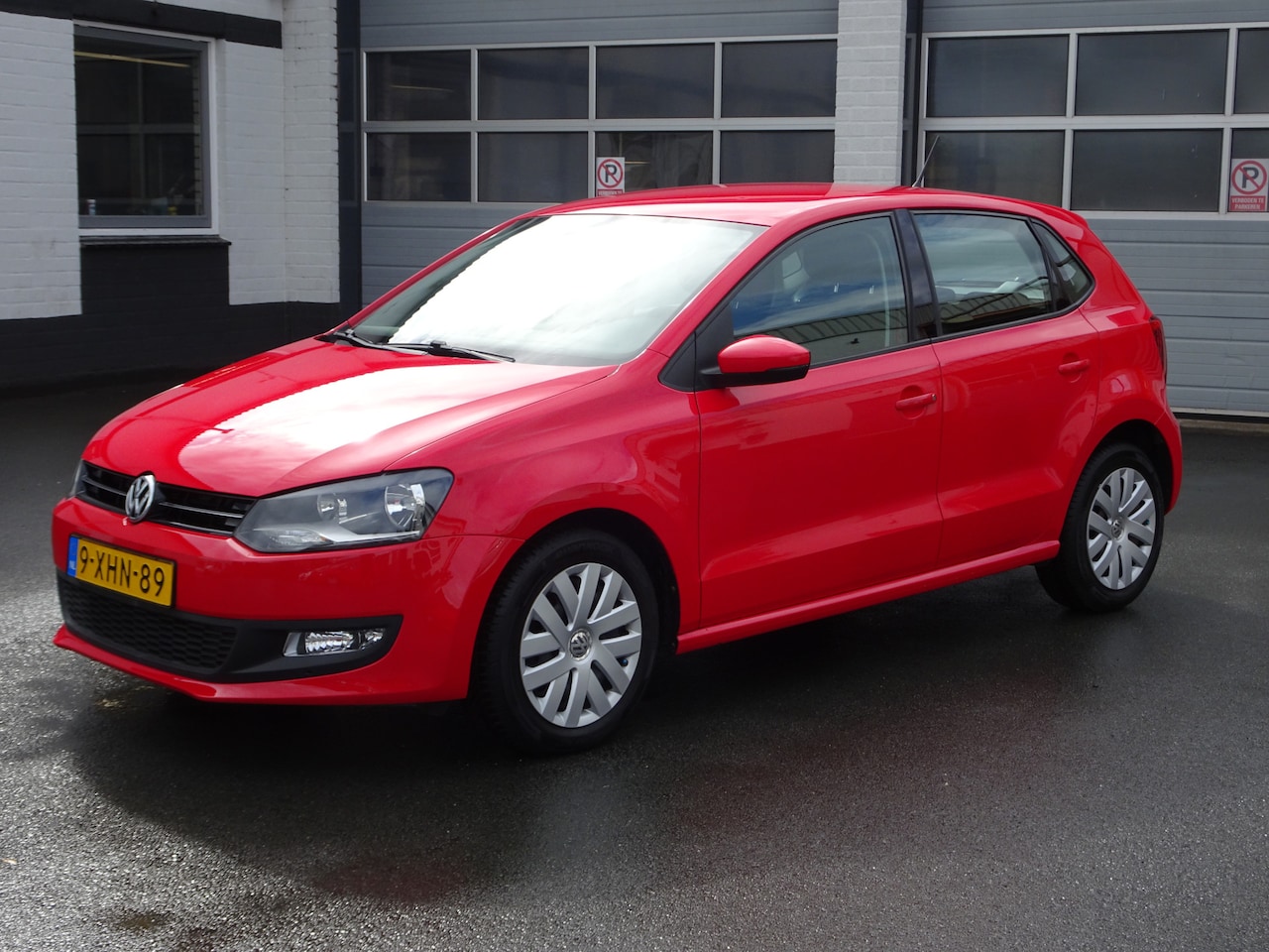 Volkswagen Polo - 1.2 TSI Trendline Airco, elektrische ramen, centrale vergrendeling, enz. - AutoWereld.nl