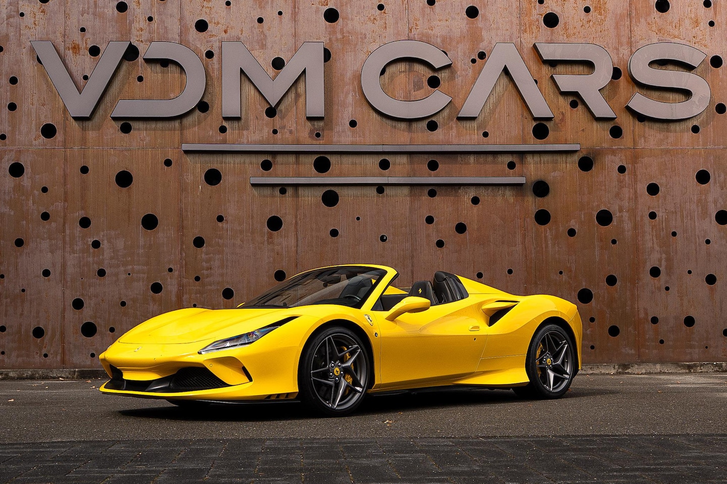 Ferrari F8 Spider - 3.9 V8 HELE | Lift | Carbon | Racing Seats | Camera | - AutoWereld.nl