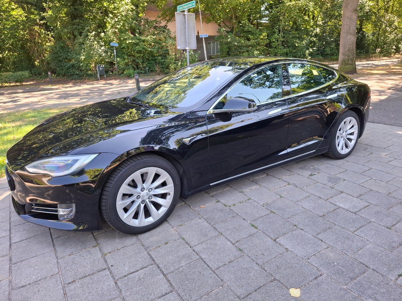 Tesla Model S - 100D - AutoWereld.nl