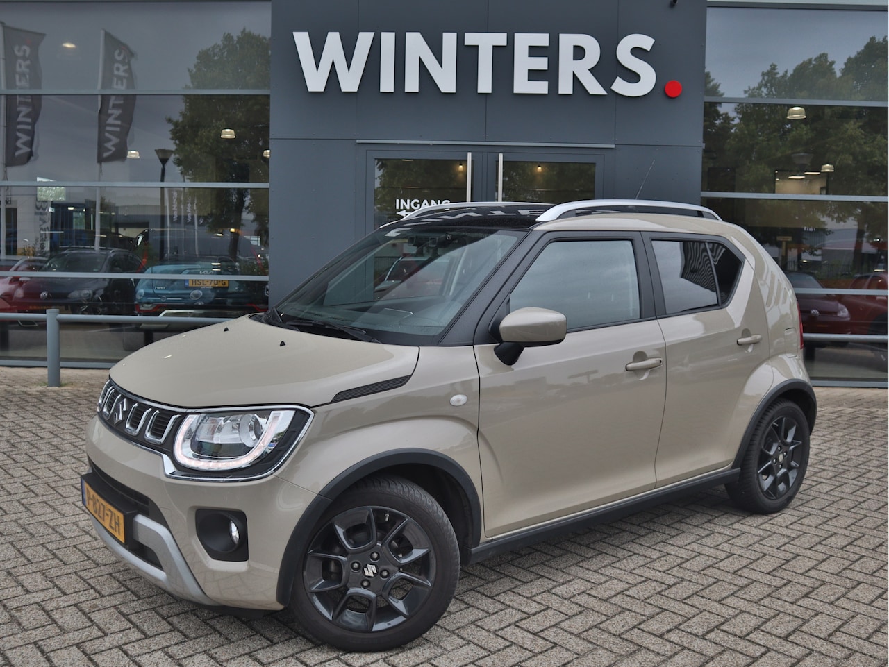 Suzuki Ignis - 1.2 Smart Hybrid Select CVT Automaat | Navigatie | Camera | Stoelverwarming | Airco | Trek - AutoWereld.nl