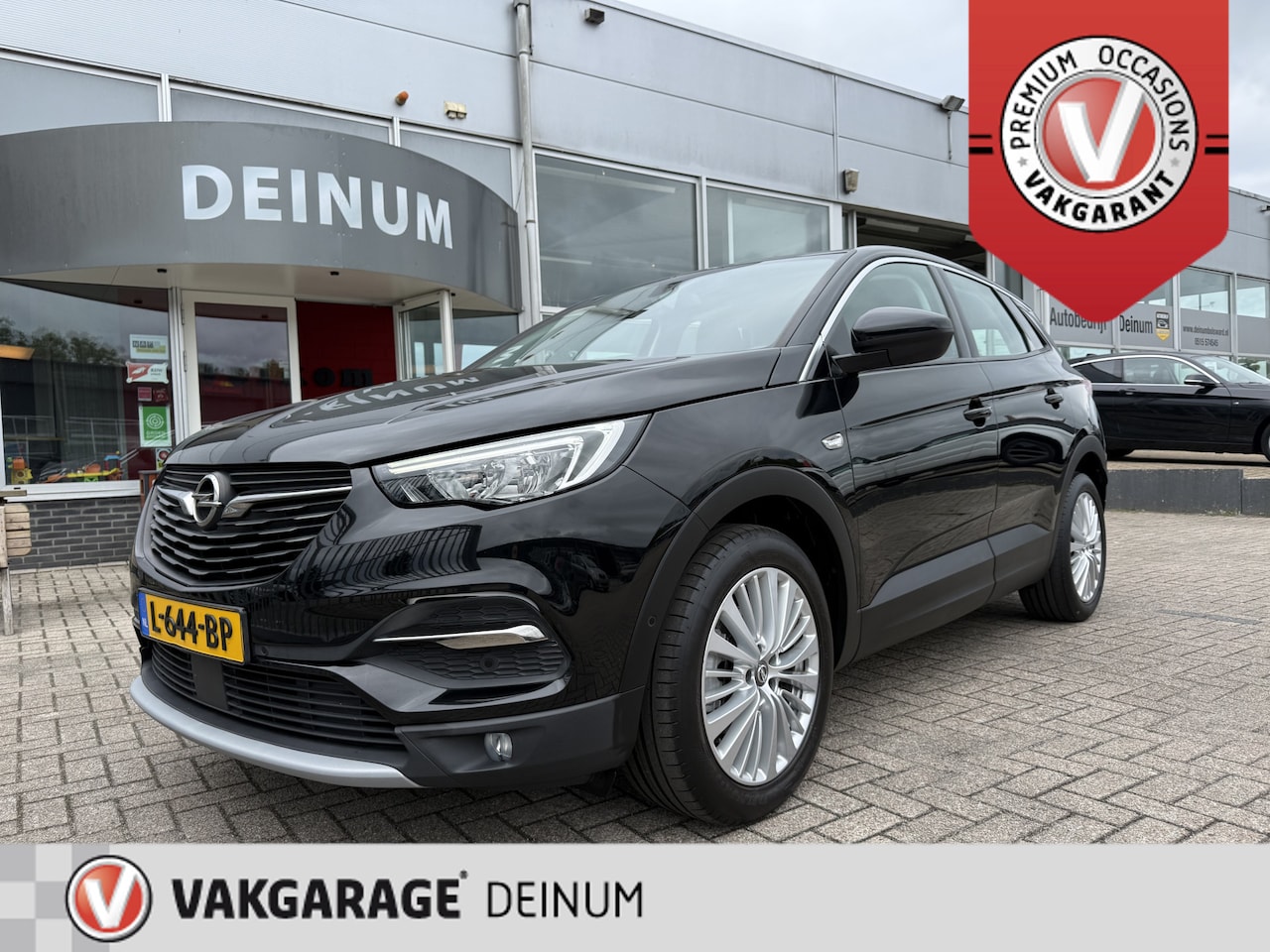 Opel Grandland X - 1.2 Turbo130 PK Innovation Verw.Comf.intr, Navigatie Camera, Trekhaak, etc.. - AutoWereld.nl