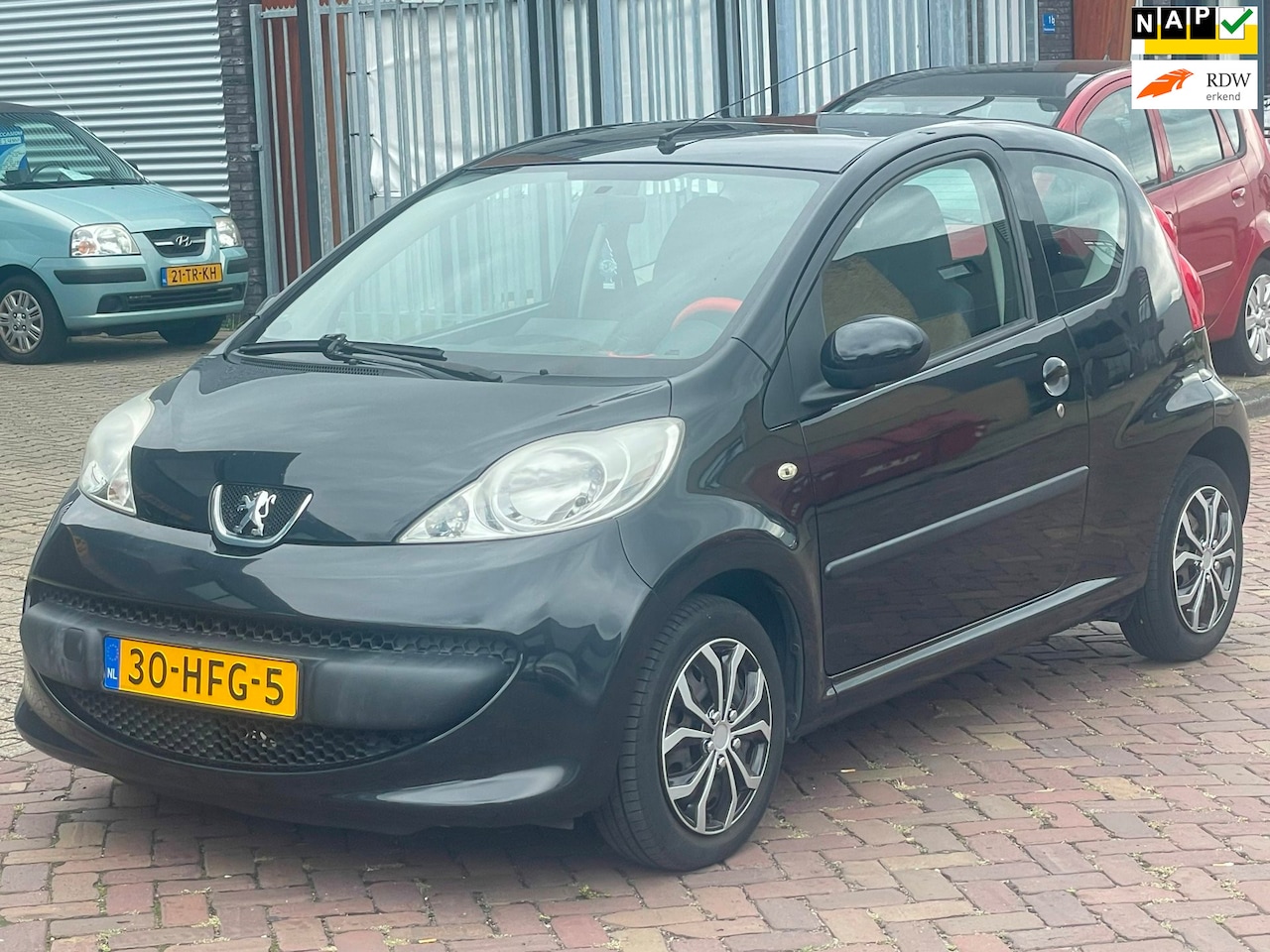 Peugeot 107 - 1.0-12V XS Nwe Apk Stuurbekr Google-Maps Airco - AutoWereld.nl