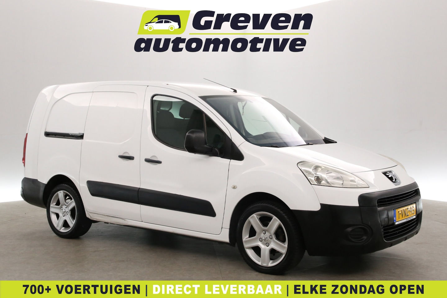 Peugeot Partner - 1.6 HDI L2 | Airco | Trekhaak | Schuifdeur | 17"LMV - AutoWereld.nl