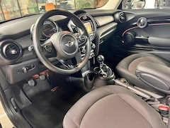 MINI 3-Deurs - 1.5 Cooper Business | LED | Keyless entry | NL geleverd | 12 maanden garantie