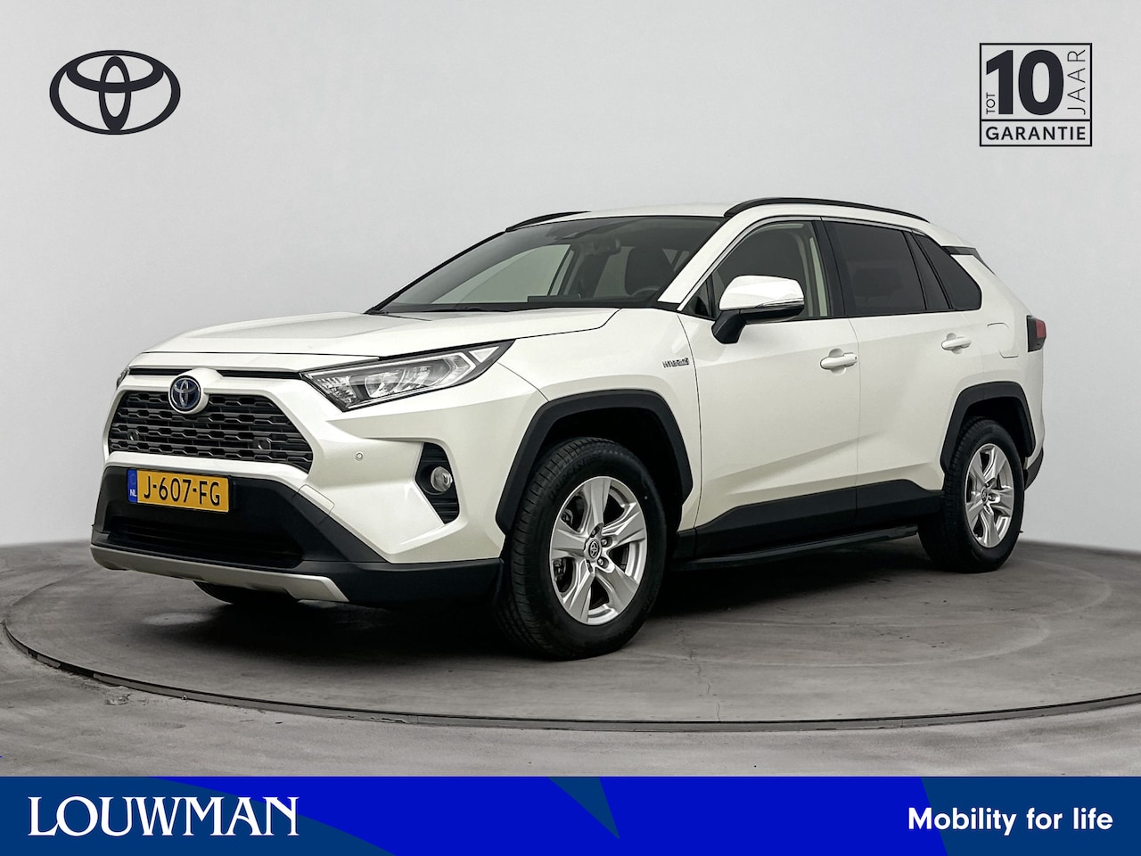 Toyota RAV4 - 2.5 Hybrid AWD Active | Parkeersensoren V+A | Trekhaak | Leder | - AutoWereld.nl