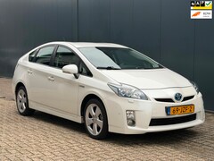 Toyota Prius - 1.8 Dynamic HUD | Camera | Navi |