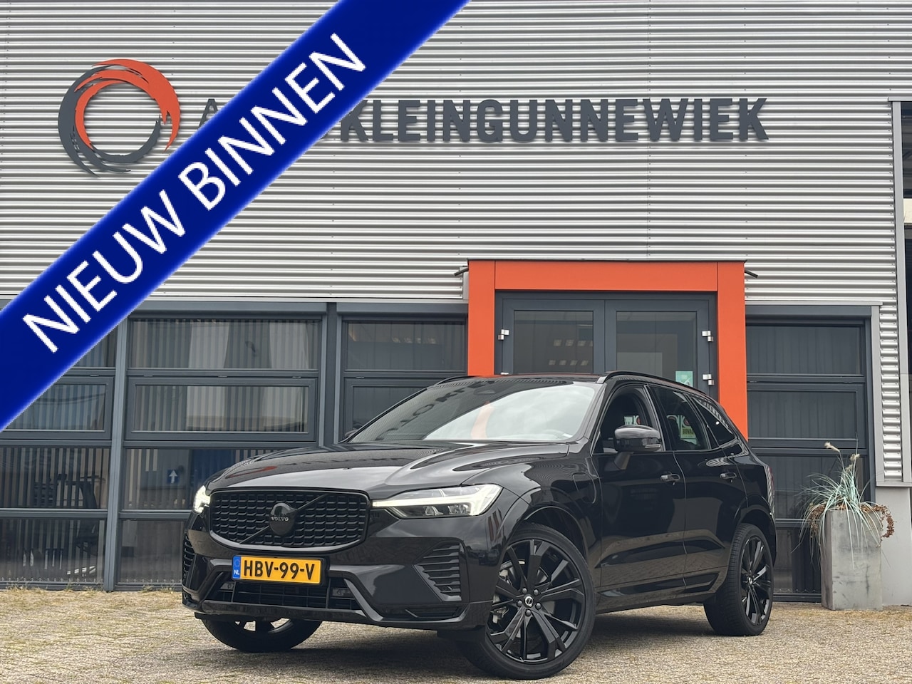 Volvo XC60 - 2.0 T6 Plug-in hybrid AWD Plus Black Edition Long Range / Google Maps Navi / Camera / Alls - AutoWereld.nl