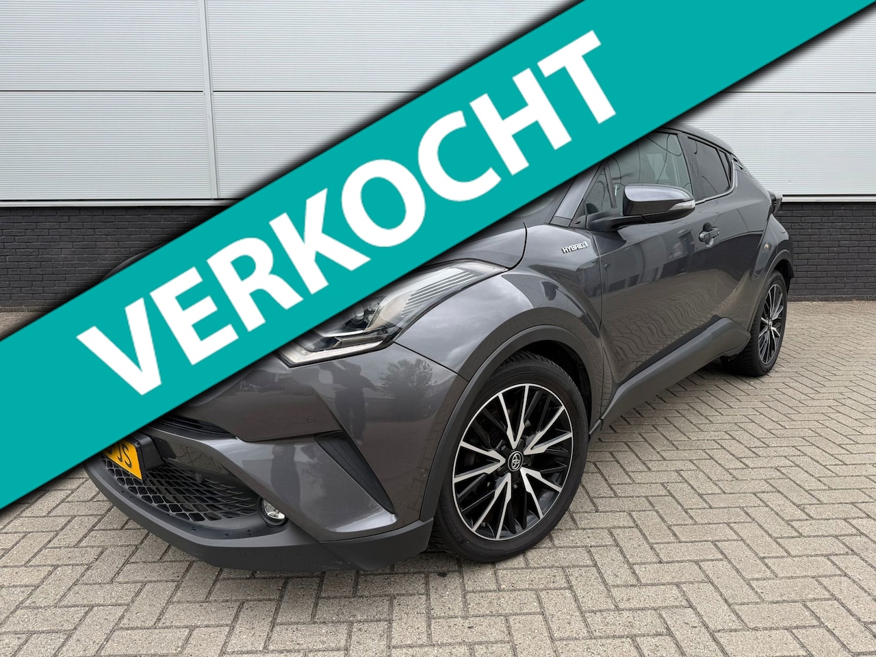 Toyota C-HR - 1.8 Hybrid Bi-Tone clima - full map navi - trekhaak - half leder - JBL - privacy glass - c - AutoWereld.nl