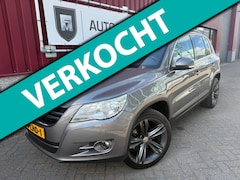 Volkswagen Tiguan - 2.0 TSI Comfort&Design 4Motion // Automaat //