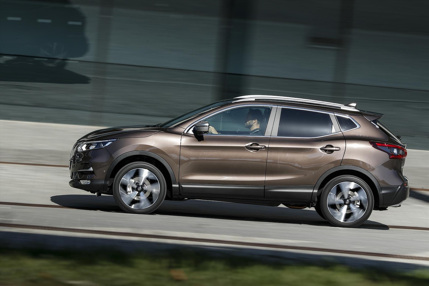 Nissan Qashqai - 1.3 DIG-T 160pk DCT Tekna - AutoWereld.nl
