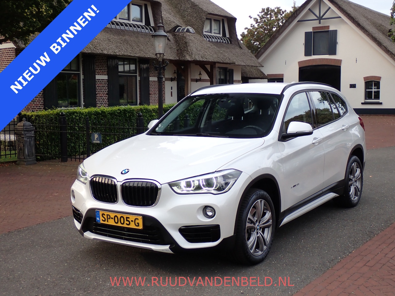 BMW X1 - sDrive20i Executive TREKHAAK / NAVI / SPORTSTOEL / - AutoWereld.nl