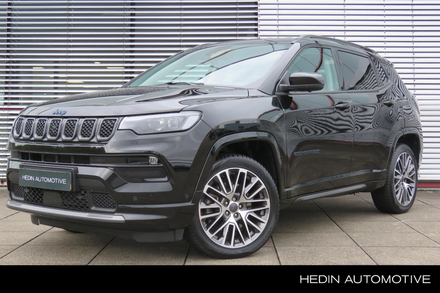 Jeep Compass - 4xe 240 Plug-in Hybrid Electric Summit 4xe 240 Plug-in Hybrid Electric Summit - AutoWereld.nl