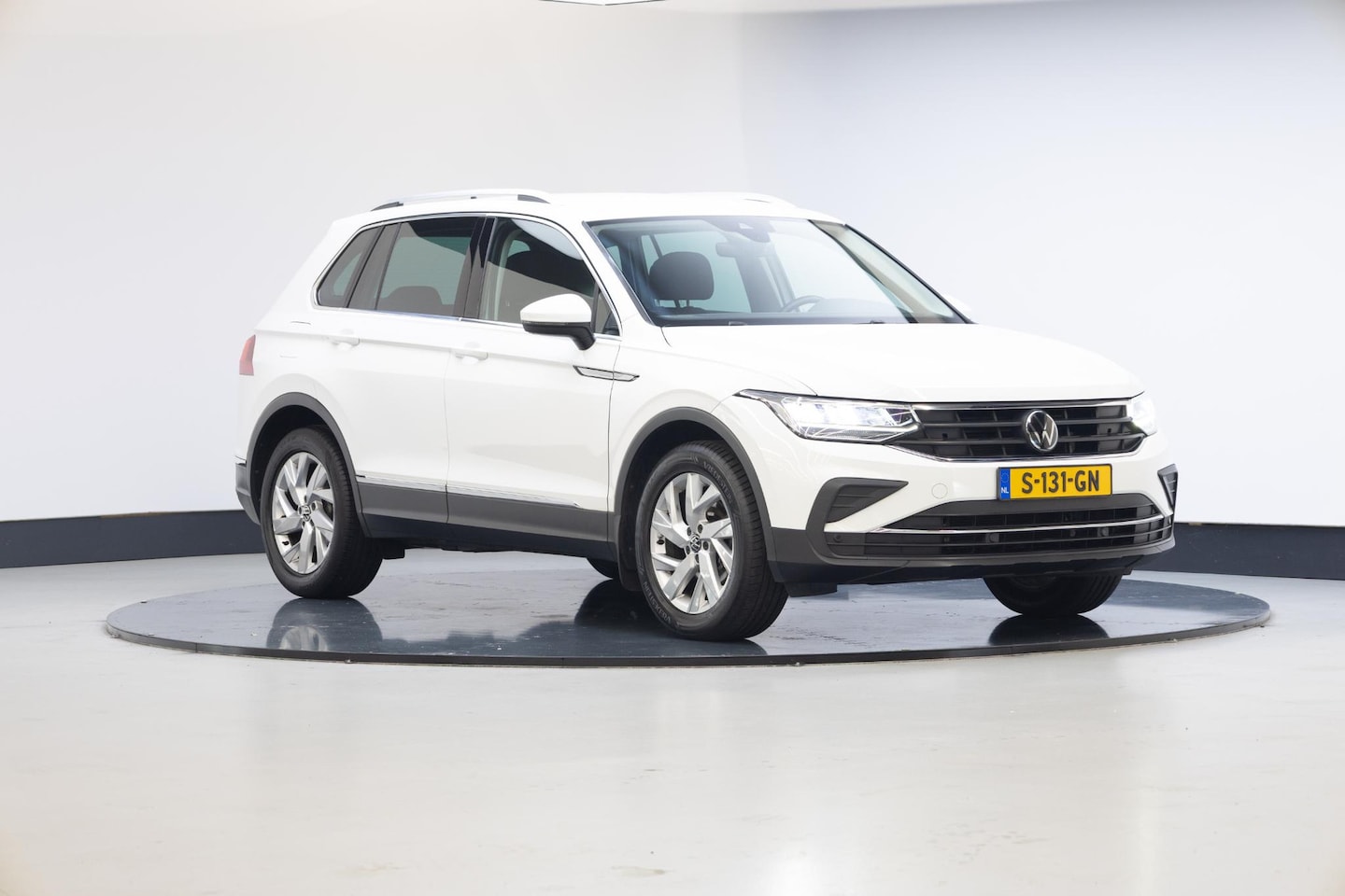 Volkswagen Tiguan - 1.5 TSI Life Business 1.5 TSI Life Business - AutoWereld.nl